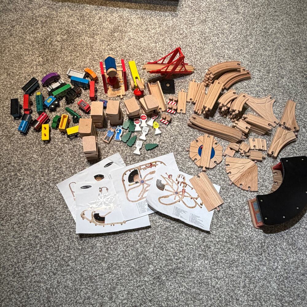 Wooden Train Set Melissa & Doug Over 100 pieces Roundabout Crane Bridge